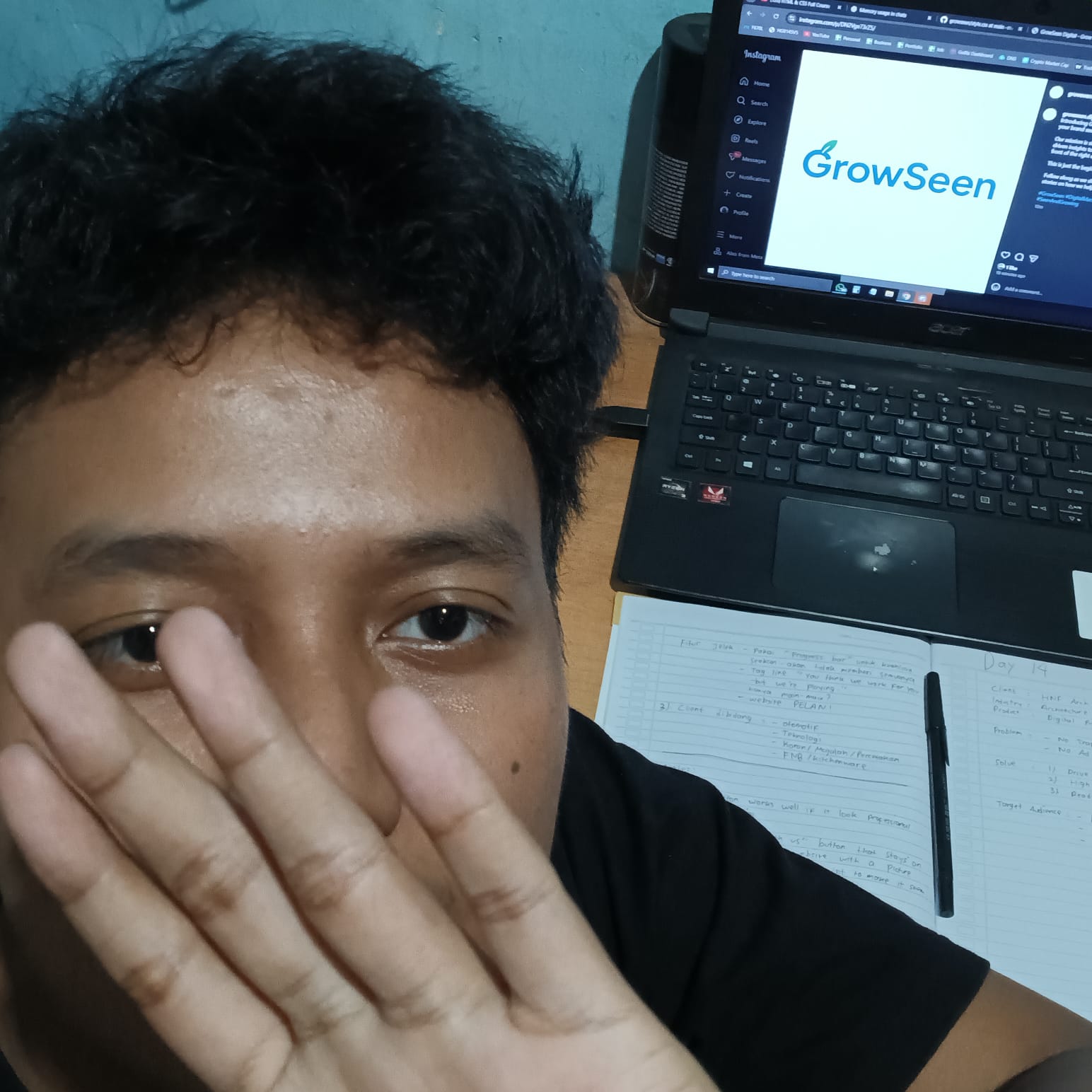 Founder building GrowSeen website